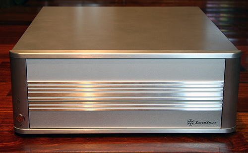 SilverStone LC01正面
